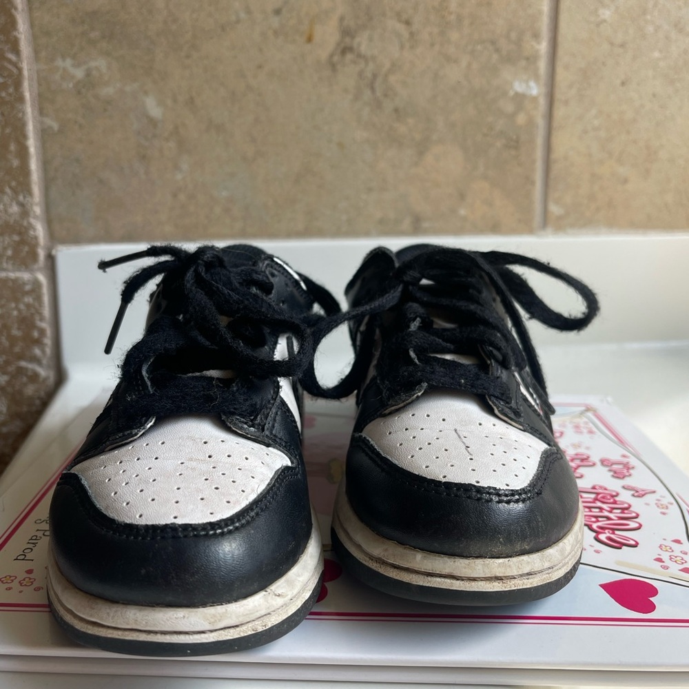 Toddler Nike dunks